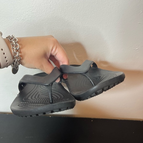 Crocs Comfort Flip Flop Sandals  Black 9 - Picture 5 of 5